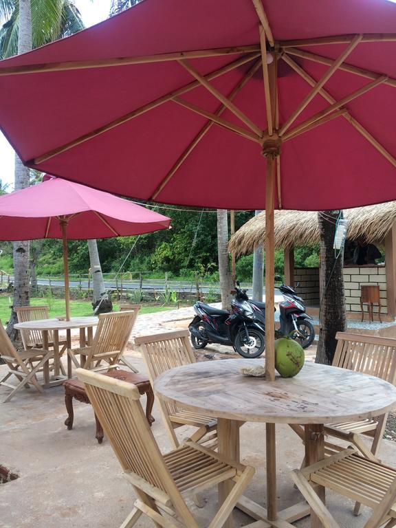 Karimun Lumbung Hotel Karimunjawa Exterior foto